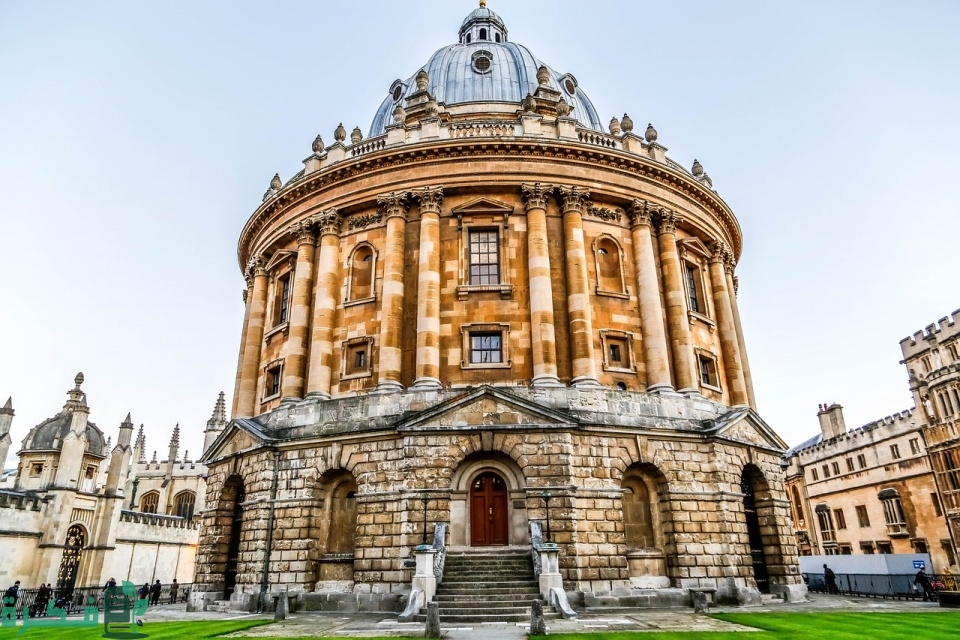 تكلفة دراسة اللغة في بريطانيا 3 شهور مع عائلة