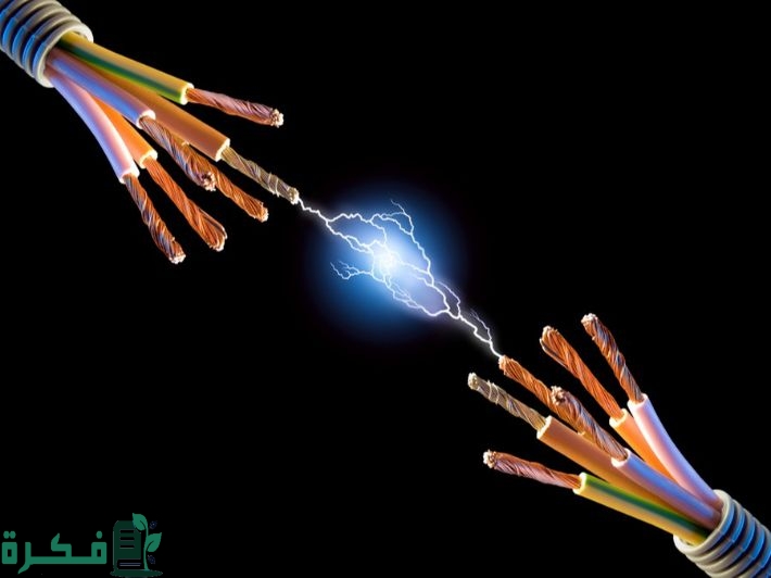 توصيل الحرارة والكهرباء صفة مشتركة بين جميع الفلزات توصيل الحرارة والكهرباء صفة مشتركة بين جميع الفلزات