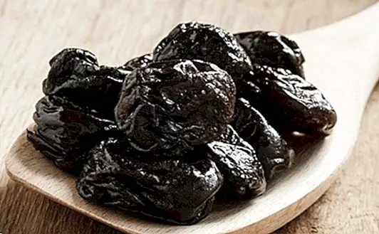 فوائد البرقوق المجفف لتنظيف البطن