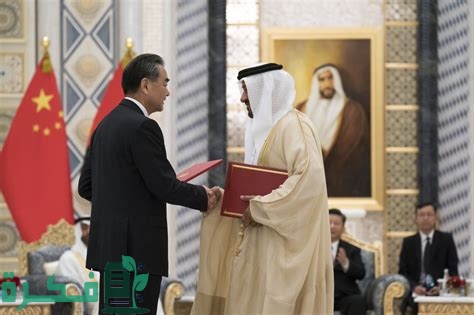 الإمارات والصين تبحثان عن سبل تعزيز العلاقات المشتركة بينهما