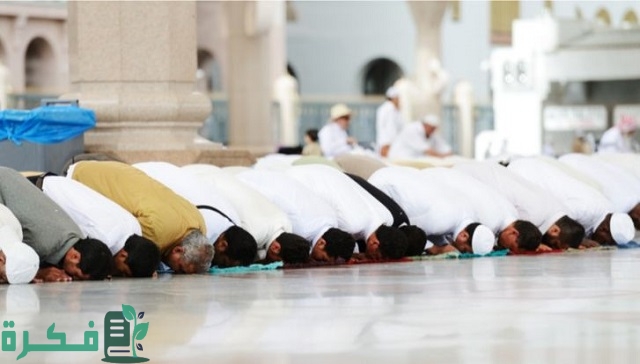 هل هناك دعاء خاص لمن بنى مسجداً لكي ندعو له به؟