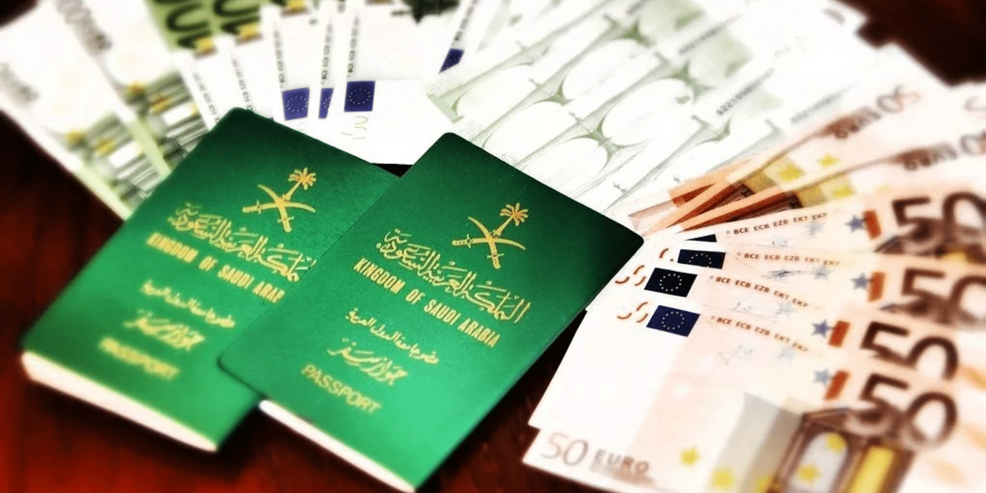 ما هي مشاكل تاشيرة الخروج والعودة