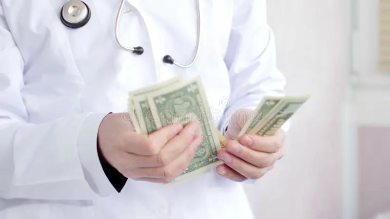 راتب الطبيب في العراق بالدولار