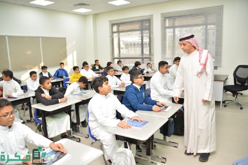 التعليم السعودي | إجراءات لحظر استخدام الجوال داخل مدارس التعليم العام