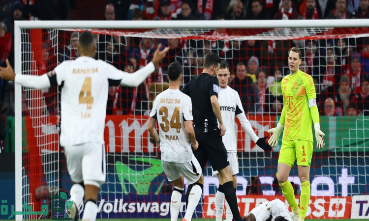 ماذا فعل بعد طرده الأول في حياته؟!! رد فعل نوير بعد الحدث التاريخي في مسيرته