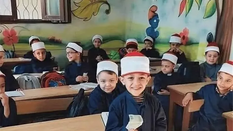التقديم للصف الأول الابتدائي بالمعاهد الأزهرية 2025/2026 متاح الآن وفرصة التسجيل أمام أولادك حتى لا تفوتهم