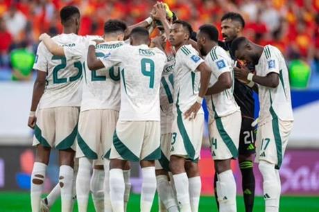 السعودية والعراق في مواجهة مثيرة ضمن قرعة ملحق التصفيات الآسيوية لمونديال 2026