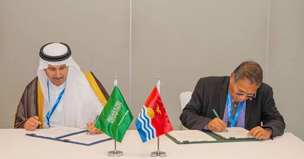 السعودية وكيريباسي تتفقان على تعزيز خدمات النقل الجوي