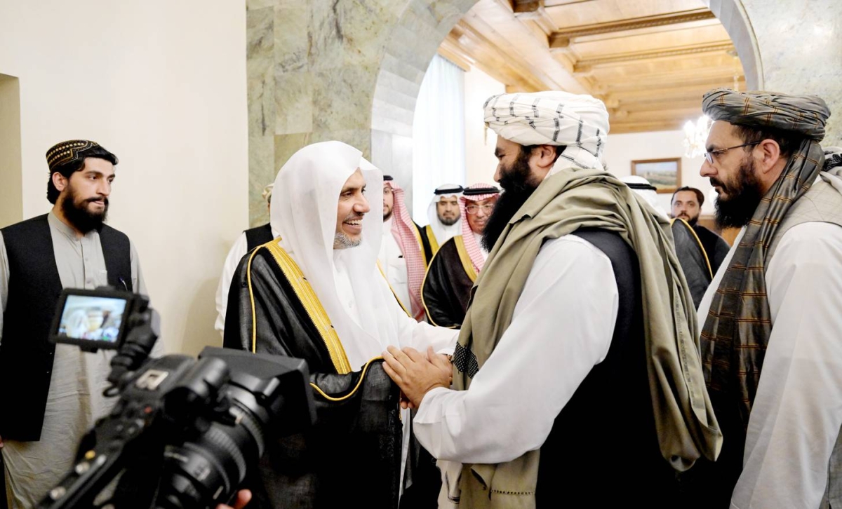 العيسى يناقش مع وزيري خارجية وداخلية أفغانستان سبل مواجهة العادات المخالفة للشريعة