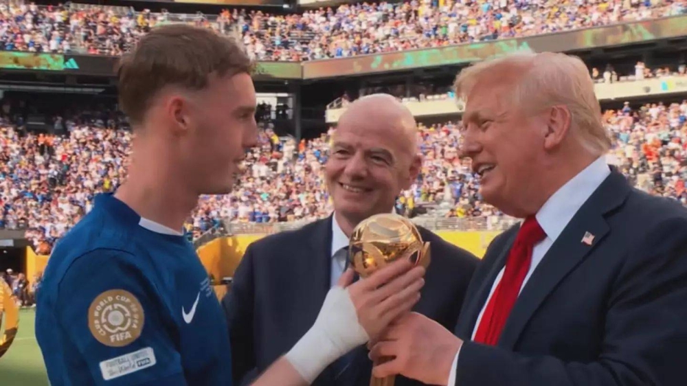 بالمر يحصل على جائزة أفضل لاعب من الرئيس الأمريكي ورئيس الفيفا