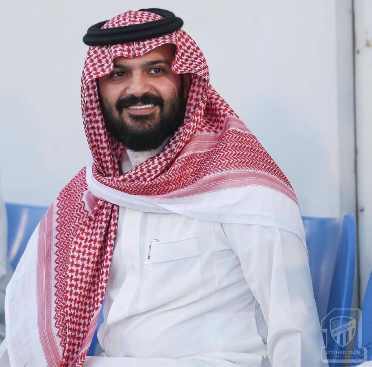 بنزيما يعلن دعمه الحائلي في سباق رئاسة الاتحاد السعودي