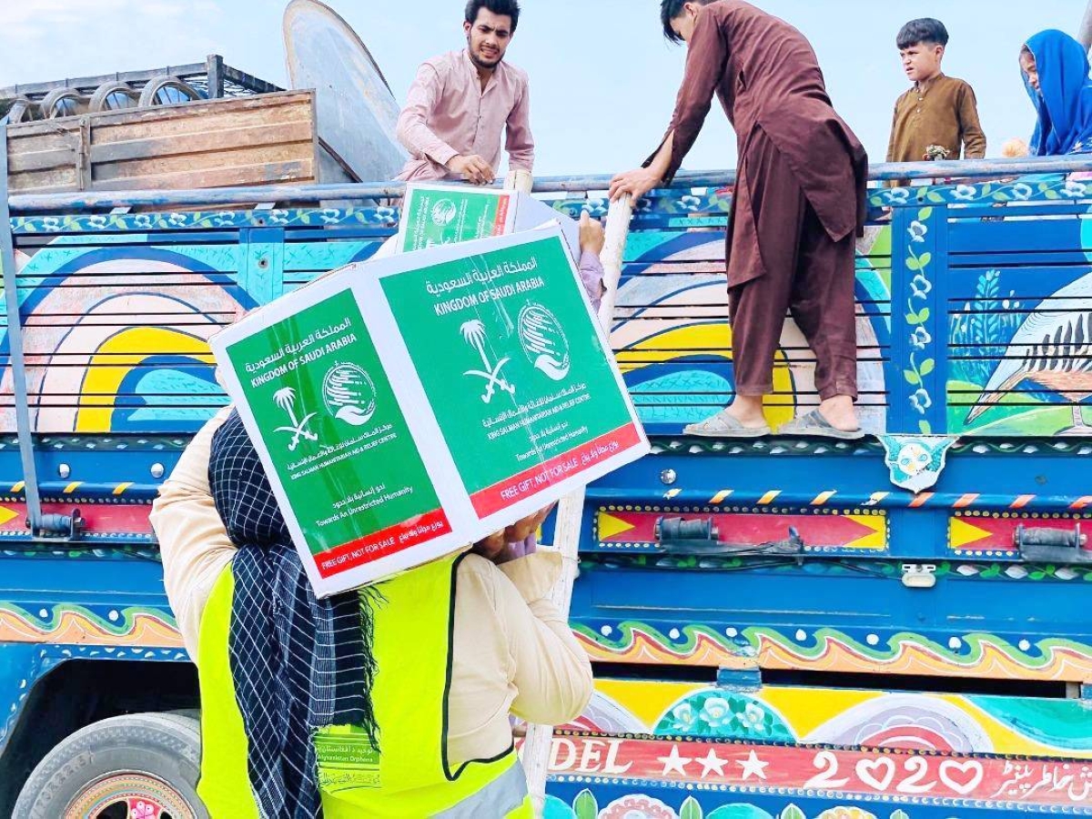 توزيع 113 سلة غذائية في ولاية ننجرهار الأفغانية لتعزيز الأمن الغذائي