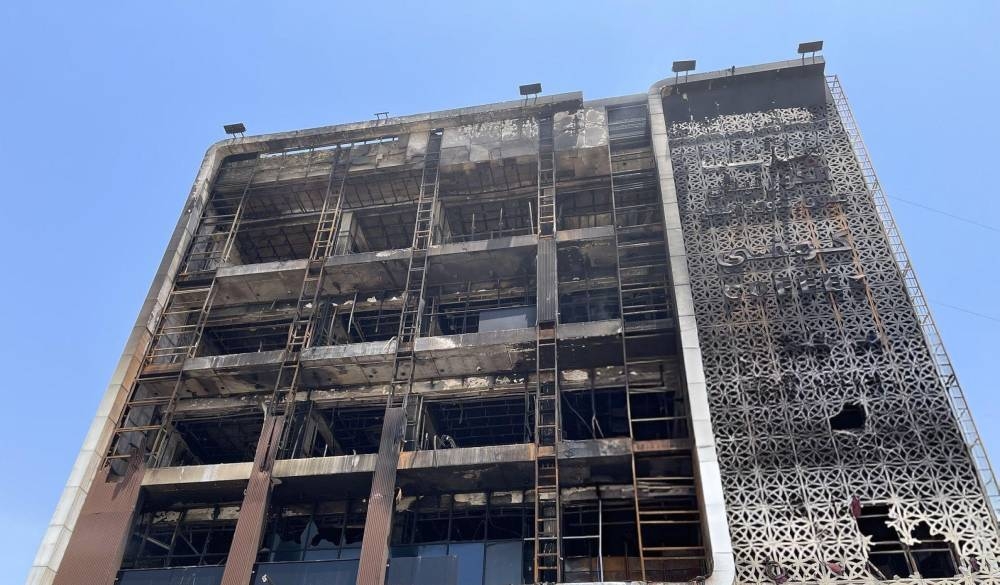 حريق المركز التجاري في الكوت يودي بحياة 60 شخصًا في العراق