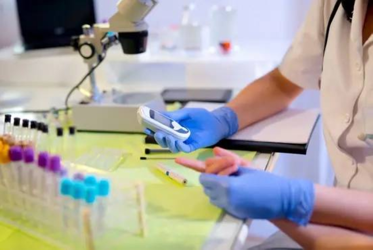 دراسة تكشف العلاقة بين مواد كيميائية شائعة وزيادة خطر الإصابة بالسكري في السعودية