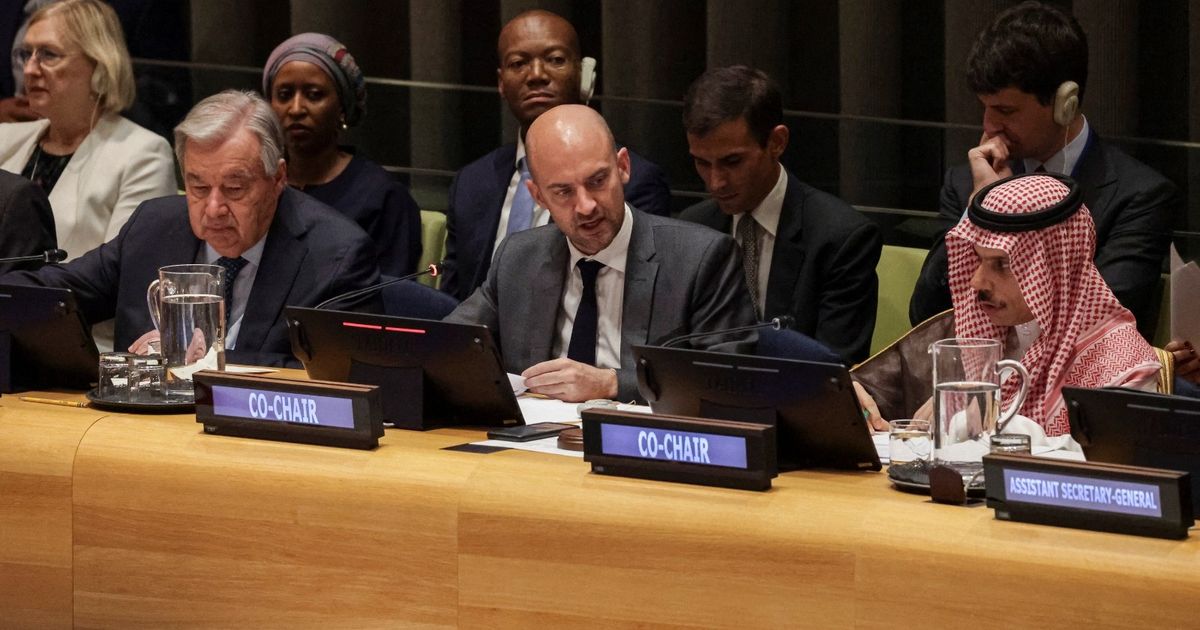 مؤتمر "حل الدولتين" يتصدر المشهد لتسوية القضية الفلسطينية في تغطية حصرية مباشرة