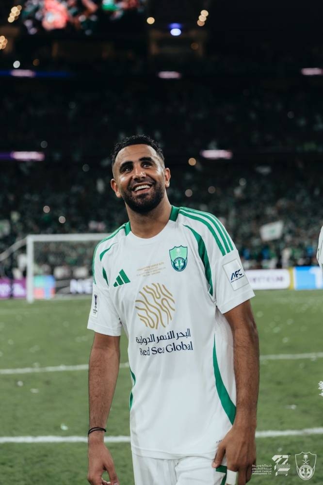 محرز يتألق في دوري روشن: نقاط إضافية تضعه في صدارة نجوم الهلال - تفاصيل حصرية!